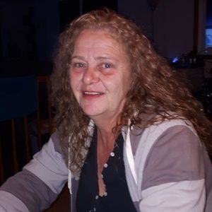 Meet your Posher, Suzanne